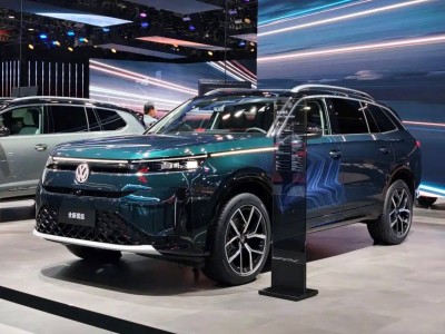 2025广州车展启幕 一汽-大众新款揽巡首发 外观内饰动力全面升级