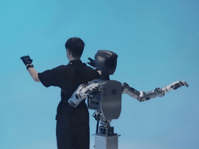 百度智能云携手四川具身科技 共筑人形机器人产业化新未来