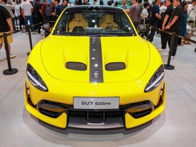 小米SU7 Ultra“挖孔机盖”虚假宣传案质证，小米法务：雷军曾多次不建议买且已删博