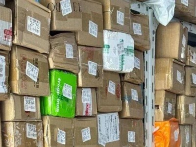 快递“最后一百米”难题:送货上门为何难落地?多方协同求解