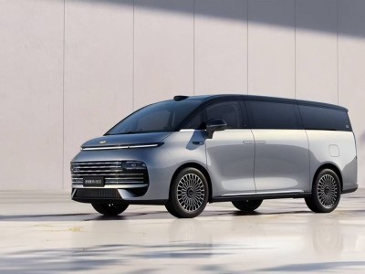 吉利银河V900全球首秀：AI增程+超大空间，能否在高端MPV市场突围？