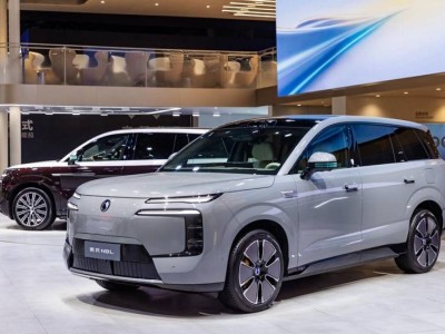 黄翠如助阵腾势展台引爆人气 腾势全系车型闪耀广州车展展实力