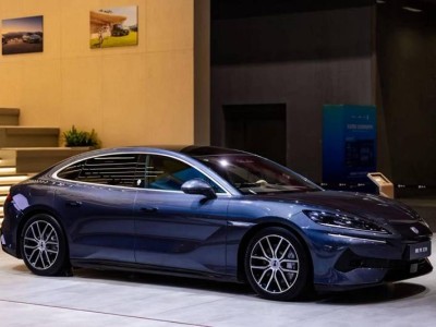 TVB主持人黄翠如助阵 腾势全系车型亮相广州车展 展现科技豪华魅力