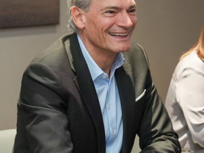 奥迪罗英瀚谈转型：智能化补足后，品牌传承与驾控成竞争新支点