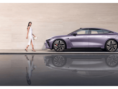 星纪元ES操控实力出圈，与小米SU7对决中更胜一筹