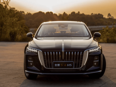 红旗HS6 PHEV本月将至，1.5T插混+大空间，能否搅动中大型SUV市场？