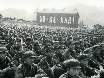 三线建设往事：二汽藏身山沟的战备梦，被美国卫星悄然“看穿”后的发展路