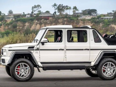 奔驰G级敞篷版预告图曝光，全新可折叠车顶车型或年底亮相