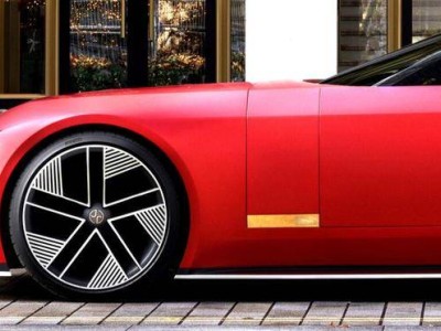 捷豹Type 00概念车伦敦街头现身，“伦敦红”配色登场量产在望