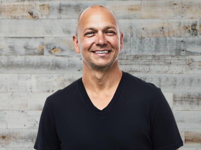 “iPod之父”托尼・法德尔自曝有意接任库克，回归苹果之路或存变数