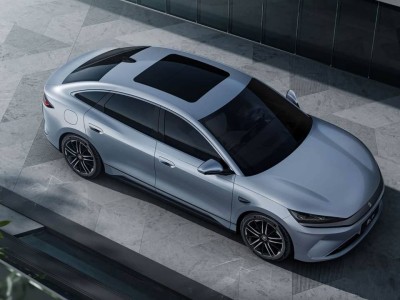 比亚迪再推秦MAX,玩转选装尾标,若配兆瓦闪充或成新爆款