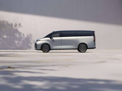 吉利银河V900:大空间搭配超级AI增程,MPV市场新势力登场
