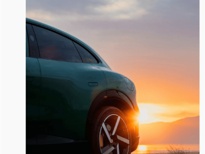 雷军力荐新疆自驾宝藏地:赛里木湖环湖游,YU7配美景太吸睛