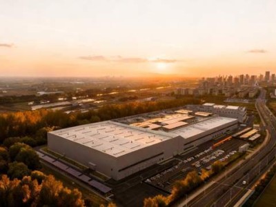 吉利全球全域安全中心发布 创五大世界纪录 引领汽车安全新生态