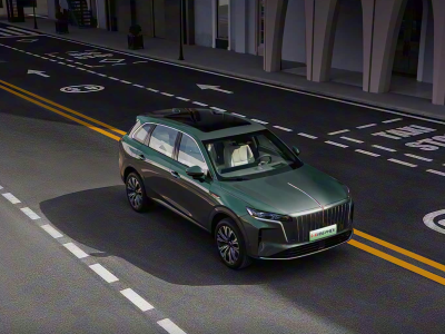 红旗HS6 PHEV来袭!四驱+超长纯电续航,20万级市场新搅局者?