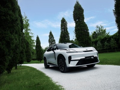 全新领克08 EM-P:以全能实力,为进阶家庭打造品质出行新体验