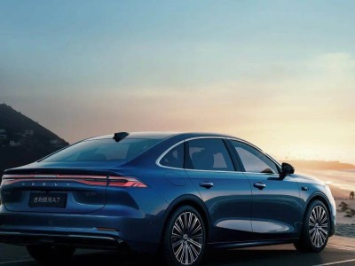 10万级家轿新选择!银河A7智能配置拉满,低油耗成家庭出行优选