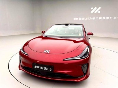 智己L6与小米SU7运动纯电对决，谁能在竞争中脱颖而出成理想之选？