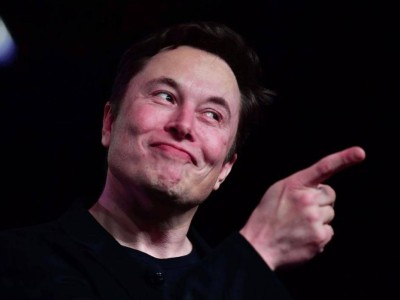 从回避到试探：OpenAI“人格”与“成人模式”能否追上马斯克？