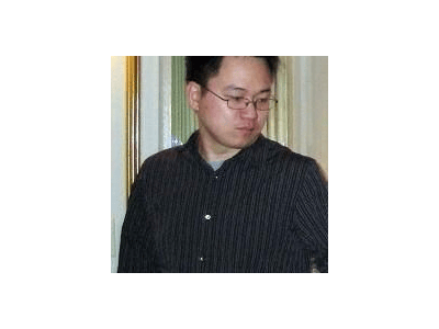 复旦校友Zhifeng Chen接棒苹果大模型团队，谷歌旧部入局但人才流失隐忧浮现