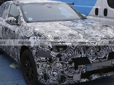 宝马全新iX1谍照曝光：17.9英寸大屏+全景视域桥，2028年上市引期待