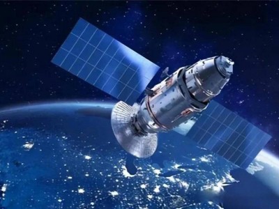 星链卫星爆炸失联：商业航天狂奔下的安全黑洞与人类星空之困