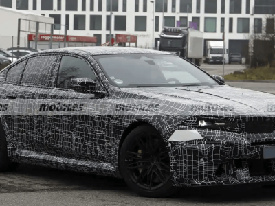 新款宝马M5谍照流出：沿用插混系统 2027年春季发布 电池或升级