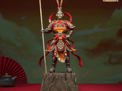 雷军看好的铜师傅冲击上市：年入超5亿，却难成中年男版泡泡玛特？