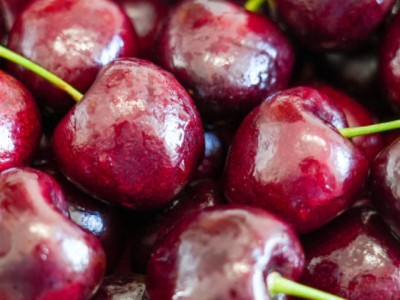 智利车厘子“大举来袭”！产量运力双提升，价格下滑或持续走低
