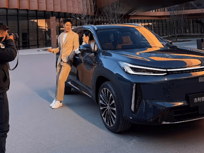 吉利银河M7实车曝光！近4米8车身+1.5L插混，续航最高155km引期待