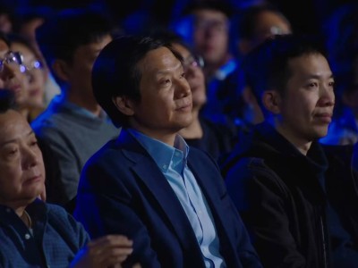 雷军暂别发布会舞台，小米17 Ultra携徕卡亮相，起售价突破7000元档