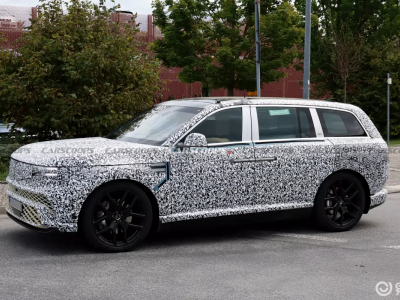 捷尼赛思GV90内饰谍照揭秘：豪华感拉满，对开门设计成亮点