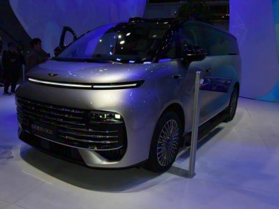 吉利银河V900开启预订：以超级增程技术，化解MPV用户出行三大痛点