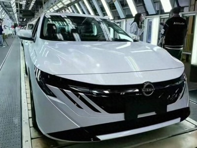 全新一代日产轩逸来袭，外观吸睛，1.6L+CVT组合，能否续写销量传奇？