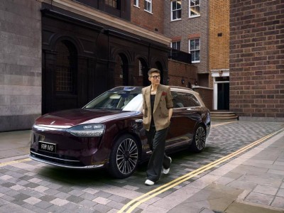 问界M9：上市两年交付破26万，以智能科技搅动豪华车市场新格局