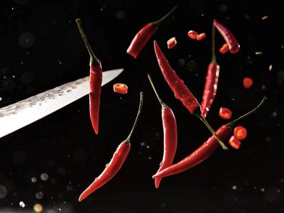 7岁男孩偷吃邻居“重辣”外卖致住院，家长索赔引争议，律师：无需担责