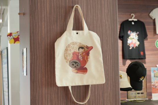 图片包含 木, 桌子, 房间, 厨房

AI 生成的内容可能不正确。