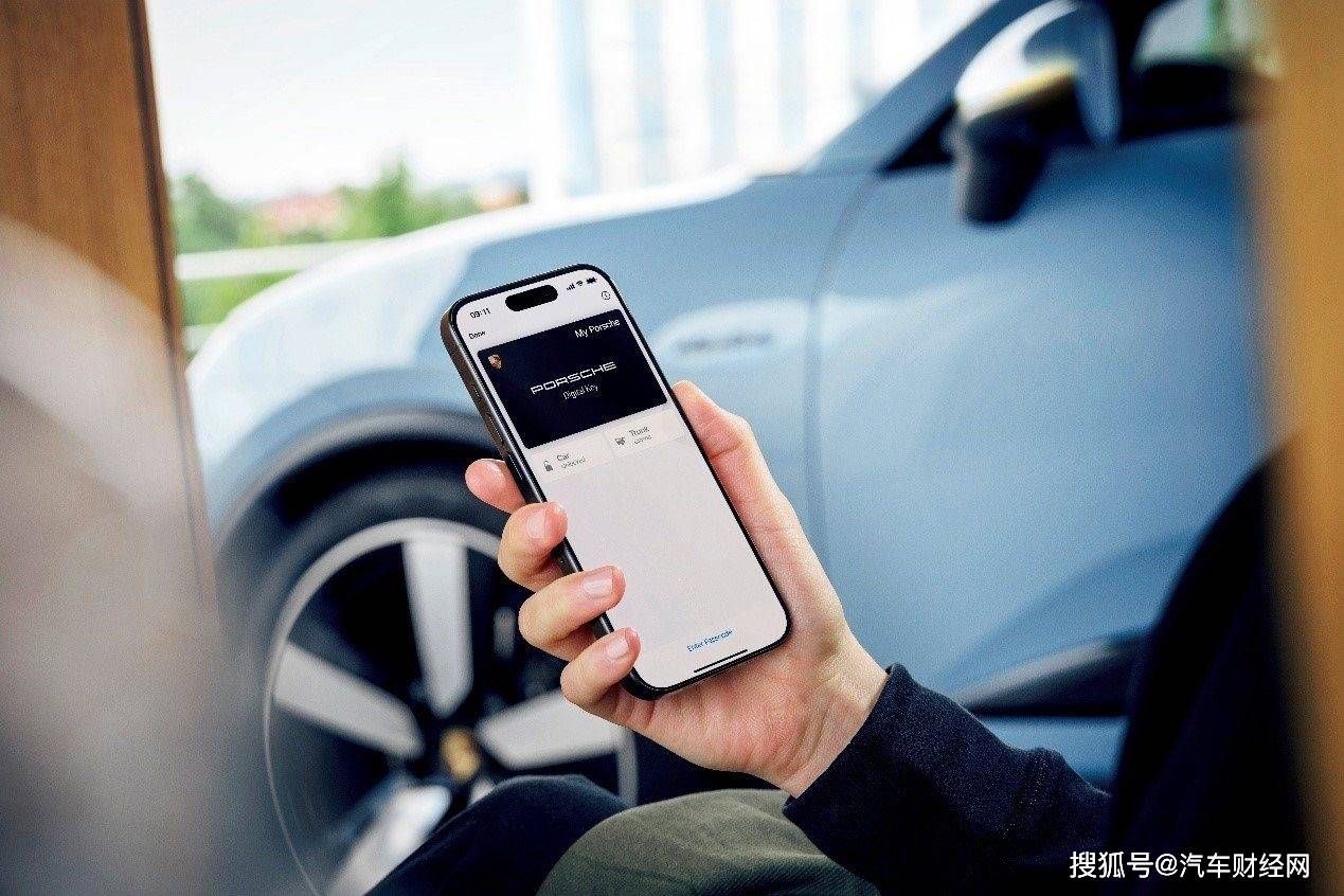 保时捷纯电动Macan智能泊车