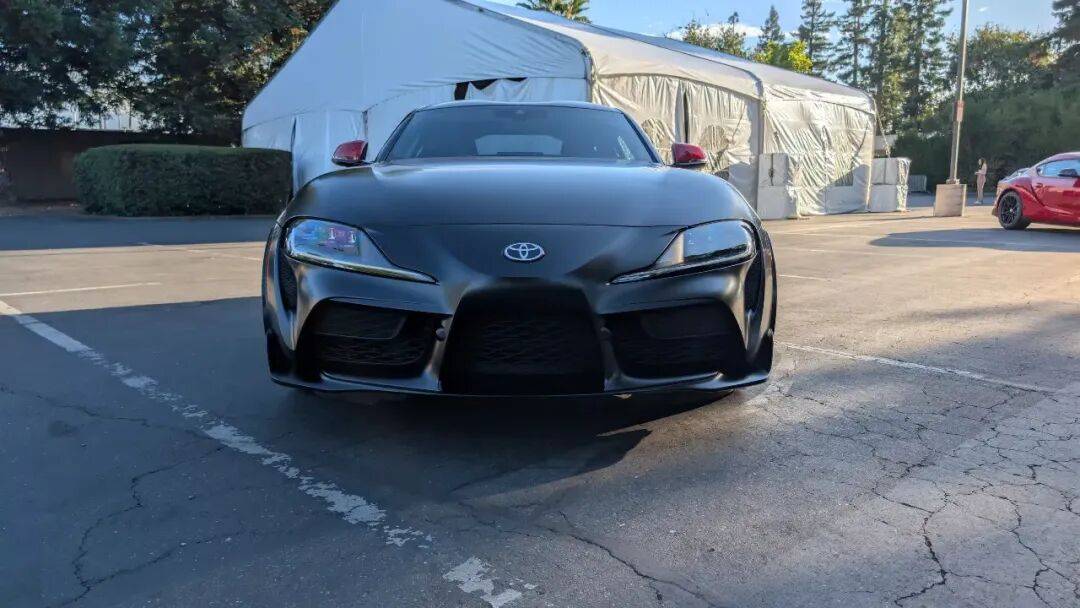 Supra跑车