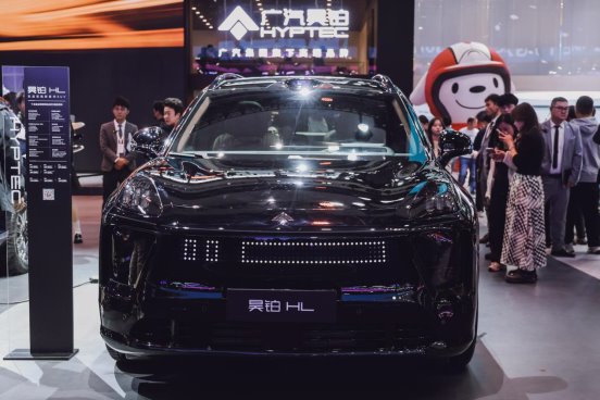 SONG4285-opq4143830263