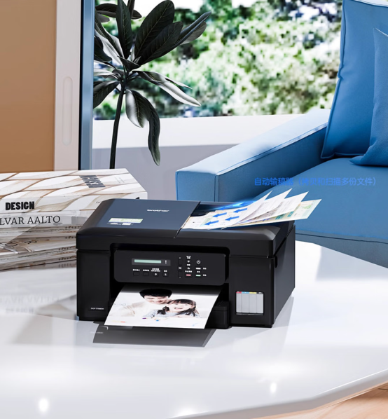 桌子上的电子产品

AI 生成的内容可能不正确。