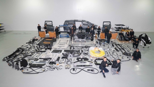 人们在船上

AI 生成的内容可能不正确。