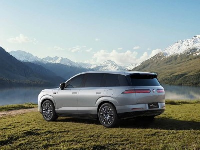 新能源车轮胎价格高昂，换普通胎真能省心又省钱吗？