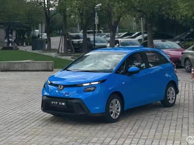 2026年1月车市盛宴来袭！六款新车扎堆上市 哪款是你的菜？