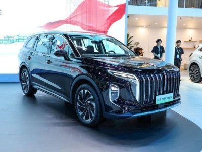 2025款红旗HS7 PHEV改款来袭，豪华大气续航长，能撼动理想L7地位吗？