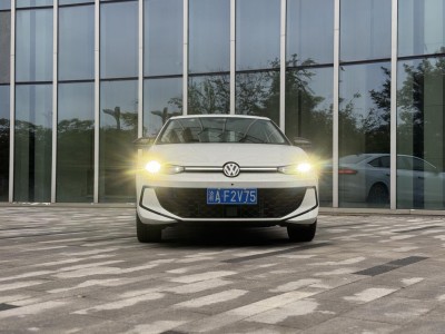 试驾朗逸Pro:1.5T动力与多连杆后悬加持,德系特供车新体验如何?