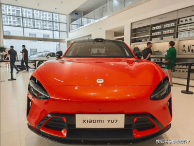 雷军直播拆车回应三大争议：续航刹停法务传闻，直言遭黑水军抹黑