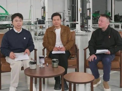 雷军四小时直播直面争议：以坦诚与实力回应质疑，小米汽车破局前行