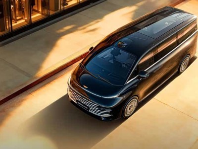 吉利银河首款旗舰MPV V900 1月7日预售，豪华配置续航超给力