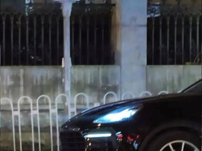 0.1元打车竟坐上保时捷卡宴 女子分享超值体验 平台回应属正常情况